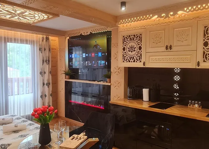 Villa Fortuna - Regionalne apartamenty&SPA - Sauna, Grill, Jacuzzi z widokiem na Tatry